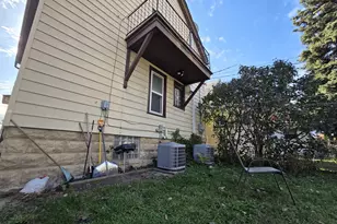 3658 E Holmes Ave, Cudahy, WI 53110 - Photo 2