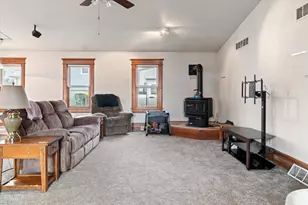 400 N Main St, Patch Grove, WI 53817 - Photo 14