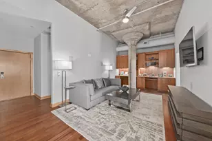 311 E Erie St, Milwaukee, WI 53202 - Photo 20