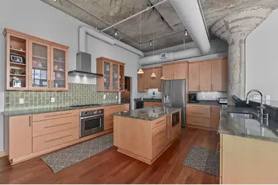 311 E Erie St #318, Milwaukee, WI 53202 - Photo 4