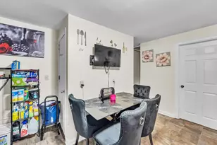 1423 Erie St, Racine, WI 53402 - Photo 8