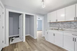 5807 W Park Hill Ave, Milwaukee, WI 53213 - Photo 6