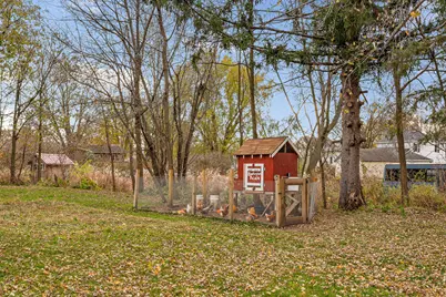 127 E Broadway St, Blair, WI 54616 - Photo 26