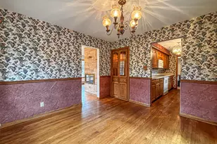 18205 Redvere Dr, Brookfield, WI 53045 - Photo 10