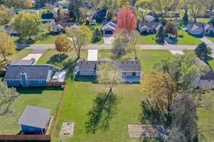 530 Valencia Dr, Delavan, WI 53115 - Photo 38