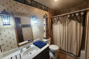 530 Valencia Dr, Delavan, WI 53115 - Photo 22