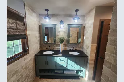 530  Valencia Dr, Delavan, WI 53115 - Photo 18