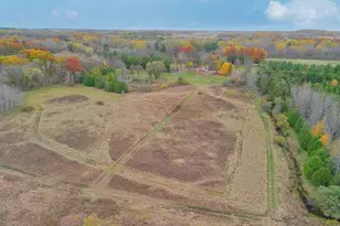 N8538 River Rd, Watertown, WI 53094 - Photo 4