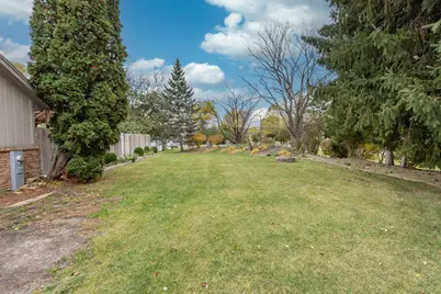 4440  Lilly Rd, Brookfield, WI 53005 - Photo 36