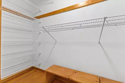 7043 N 107th St, Milwaukee, WI 53224 - Photo 30