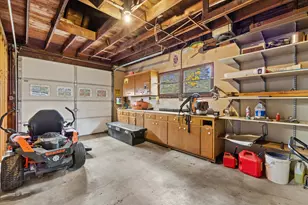 7043 N 107th St, Milwaukee, WI 53224 - Photo 36