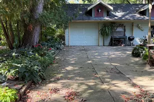 420 Jones Ave, Fort Atkinson, WI 53538 - Photo 8