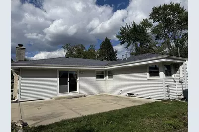 15837 W Robin Rd, New Berlin, WI 53151 - Photo 24