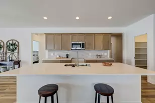 847 Stirling Dr, Oconomowoc, WI 53066 - Photo 10