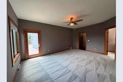 726  4th St, La Crescent, MN 55947 - Photo 16