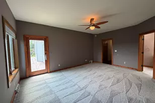 726 4th St, La Crescent, MN 55947 - Photo 16