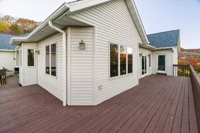 726  4th St, La Crescent, MN 55947 - Photo 20
