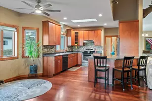 726 4th St, La Crescent, MN 55947 - Photo 6