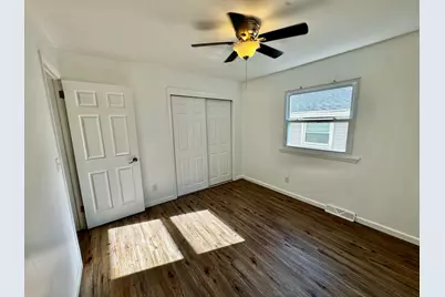 642 S 66th St, Milwaukee, WI 53214 - Photo 10