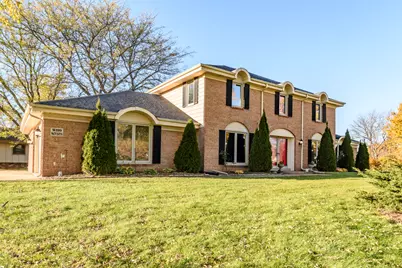 W199S7525  Lakeview Dr, Muskego, WI 53150 - Photo 1