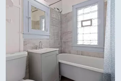 4715 N 39th St, Milwaukee, WI 53209 - Photo 8