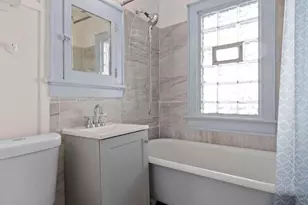 4715 N 39th St, Milwaukee, WI 53209 - Photo 8