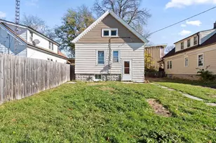 4715 N 39th St, Milwaukee, WI 53209 - Photo 2