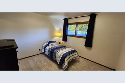 W277  Madison Ave, Ixonia, WI 53066 - Photo 20