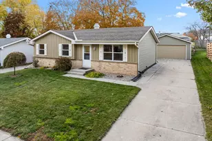 628 Victoria St, West Bend, WI 53090 - Photo 26