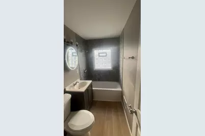 5922 N 84th St #Lower, Milwaukee, WI 53225 - Photo 10