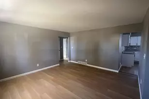 5922 N 84th St, Milwaukee, WI 53225 - Photo 6