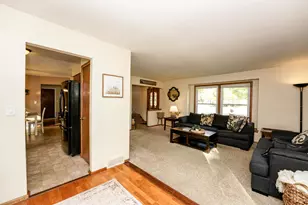 1005 Burr Oak Blvd, Waukesha, WI 53189 - Photo 10