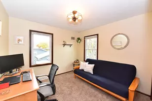 1005 Burr Oak Blvd, Waukesha, WI 53189 - Photo 28