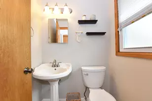 1005 Burr Oak Blvd, Waukesha, WI 53189 - Photo 20