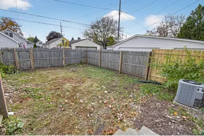 3015  19th St, Racine, WI 53403 - Photo 8