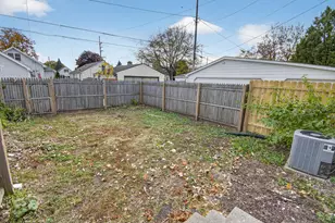 3015 19th St, Racine, WI 53403 - Photo 8