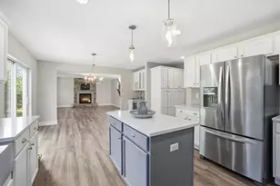 4260 Carneros Way, Jackson, WI 53037 - Photo 10