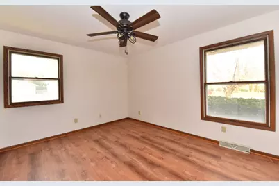 2133  Ontario Dr, Janesville, WI 53545 - Photo 14