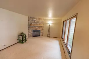 4412 Just Ct, Manitowoc, WI 54220 - Photo 2