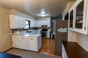 4412 Just Ct, Manitowoc, WI 54220 - Photo 8