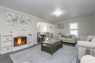 2811 Comanche Ct, Waukesha, WI 53188 - Photo 8