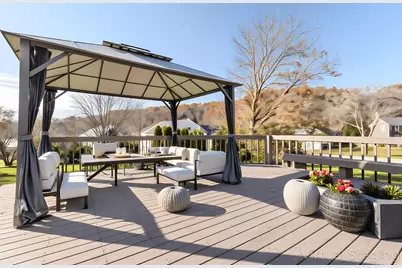 2811  Comanche Ct, Waukesha, WI 53188 - Photo 34