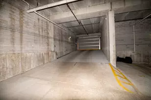 1619 N Farwell Ave, Milwaukee, WI 53202 - Photo 24