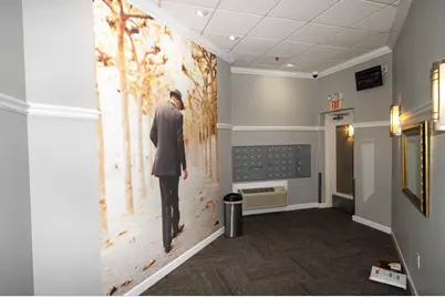 1619 N Farwell Ave #201, Milwaukee, WI 53202 - Photo 2