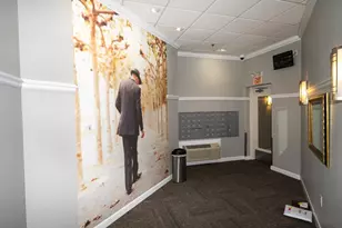 1619 N Farwell Ave, Milwaukee, WI 53202 - Photo 2