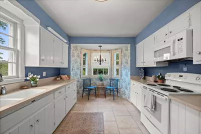 208  Maple Ter, Oconomowoc, WI 53066 - Photo 14