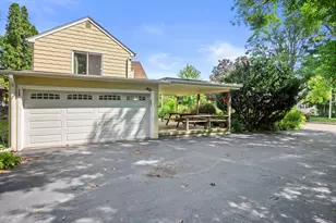 208 Maple Terrace, Oconomowoc, WI 53066 - Photo 40