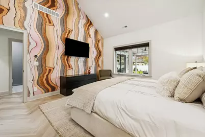 3134  East Dr, Lake Geneva, WI 53147 - Photo 10