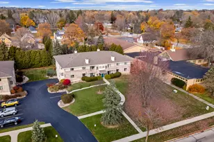 116 E Freistadt Rd, Thiensville, WI 53092 - Photo 2