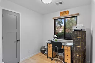 116 E Freistadt Rd, Thiensville, WI 53092 - Photo 14